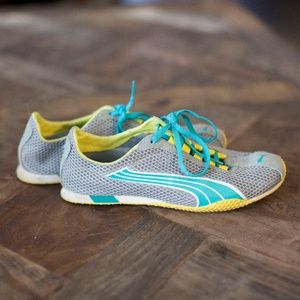 Puma mesh sneakers (yellow, turquoise and grey)